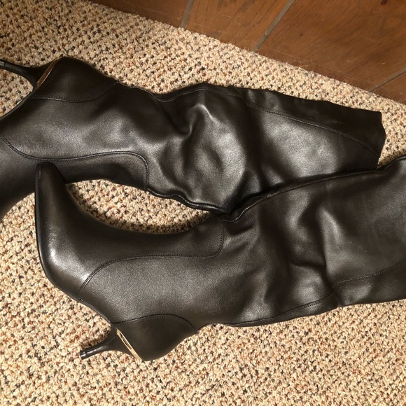 Mark. By Avon tall order boots all black with gold accent on the back sz 7 - Picture 3 of 8